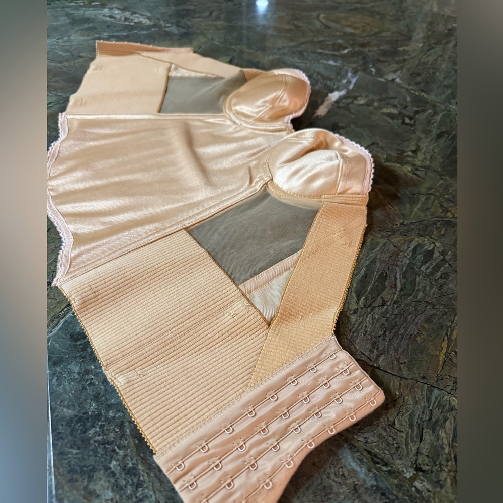 Merry Modes Chic Tan Women's Corset